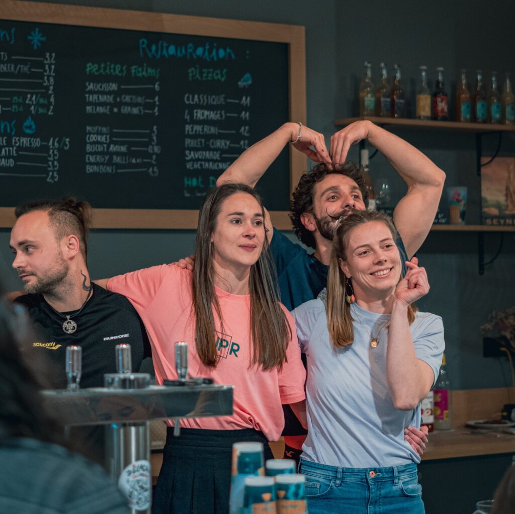 L'équipe de climb up fête les 1 an de la salle
